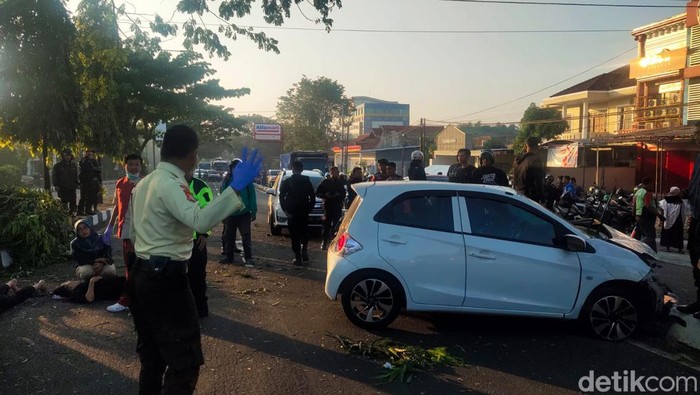 Kecelakaan di Ring Road Utara, Depok, Sleman, Rabu (19/6/2024).