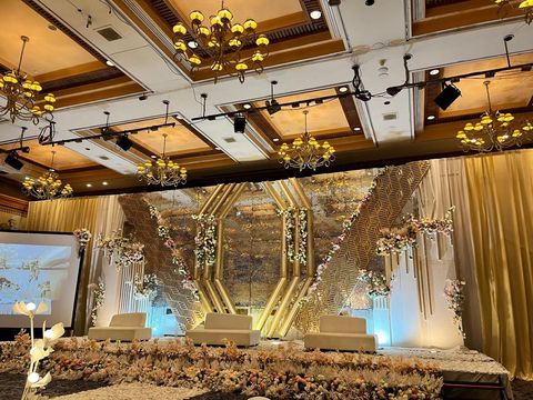 Kisah pengantin yang membatalkan pernikahan H-1 minggu. Unggahan tersebut langsung viral di TikTok