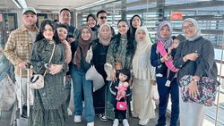 9 Potret Seru Kris Dayanti-Raul Lemos Momong Ameena dan Azura di Malang