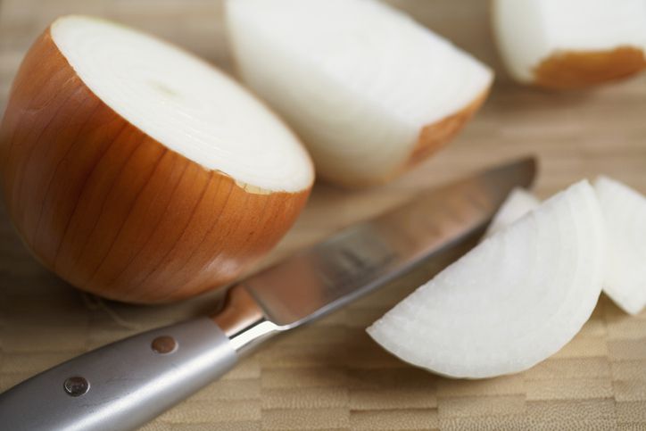 Disebut Penyebab Bau Badan, Ini 5 Manfaat Konsumsi Bawang Mentah