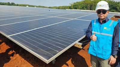 Melihat PLTS 100 Megawatt di Purwakarta