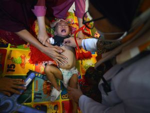 Membasmi Wabah Diare di Pesisir Selatan