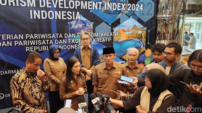 Menparekraf Sandiaga Uno, Wamenparekraf Angela Tanoesoedibjo, dan Arief Yahya