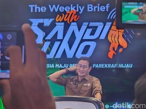 Sandiaga Tak Setuju Pungutan Turis Asing Bali Dinaikkan Jadi USD 50
