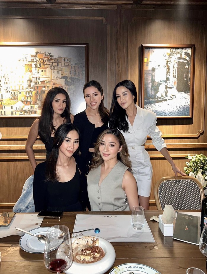 Nikita Willy Hamil Anak Kedua, Sebelumnya Asyik Kulineran Bareng Keluarga Nikita Willy Hamil Anak Kedua, Sebelumnya Asyik Kulineran Bareng Keluarga