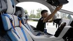 Penampakan Mobil Terbang XPeng X2 Mengudara di Beijing