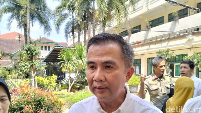 Pj Gubernur Jabar Bey Machmudin
