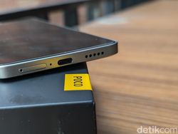 Unboxing Poco F6, HP Jago Gaming dengan Fitur AI