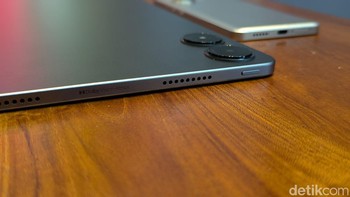 Poco Pad dilengkapi dua speaker di sisi kiri dan dua speaker di sisi kanan. Foto: Virgina Maulita Putri/detikINET