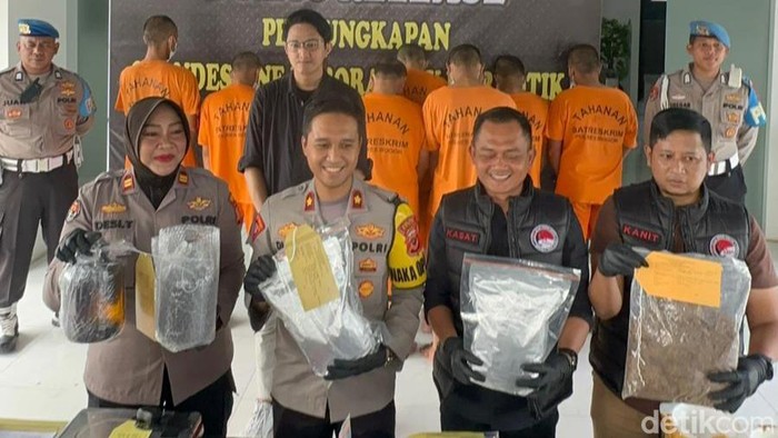 Operasi Besar Polres Bogor: Tangkap Delapan Tersangka Narkotika, Sabu dan Tembakau Sintetis Disita