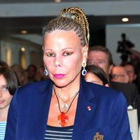 Selain tubuh atletisnya, hidung Putri Kalina juga menjadi topik pembicaraan. Banyak yang berspekulasi bahwa sang putri menjalani operasi plastik. Namun, sang suami membantah rumor ini pada tahun 2018, mengungkapkan bahwa perubahan fisik Kalina berkaitan dengan masalah kesehatan pribadi. Foto: Getty Images