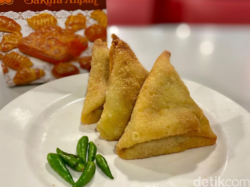 Review Battle Risoles Ragout Ayam