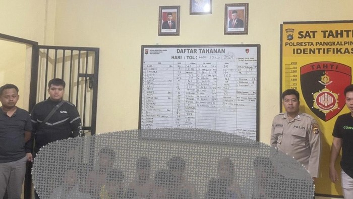 Sepuluh remaja di Pangkalpinang diamankan polisi diduga hendak melakukan tawuran