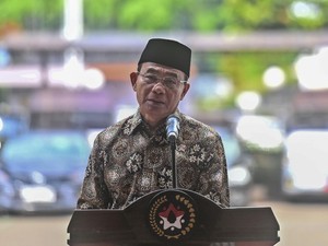 Muhadjir Effendy Soroti Pengangguran-Makan Siang Gratis, Begini Profil Pendidikannya