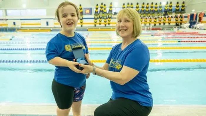 Sophie York, atlet renang penyandang disabilitas asal Inggris