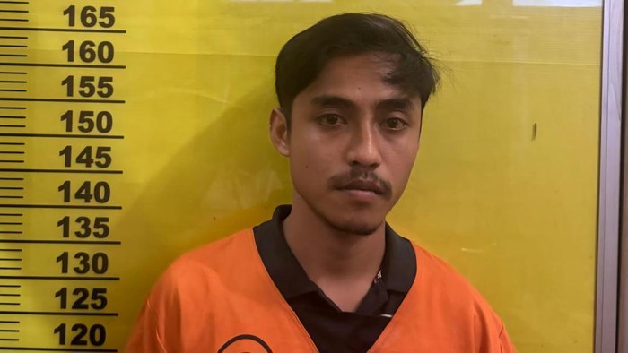 Suami korban. (Dok Polres Rohil)