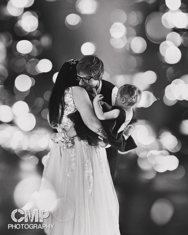 Ty Jones dan Amanda Baron