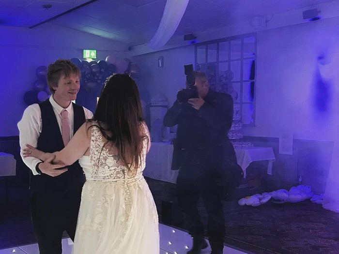 Ty Jones dan Amanda Baron