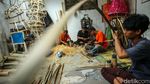 Yuk, Intip Pembuatan Ondel-ondel di Setu Babakan