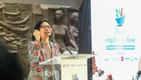 Herb Euphoria Fest Bazar UMKM Untuk Indonesia ini juga menyajikan talkshow, kompetisi racik jamu, pawai herbal, creative workshop, business consulting hingga wellness program.