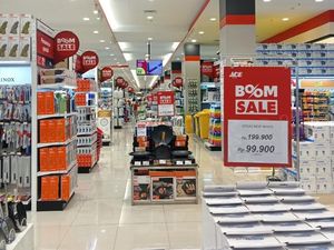 BOOM SALE! Diskon 70% Hingga Beli 1 Gratis 1 di ACE Indonesia
