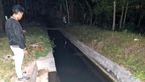 Drainase lokasi ditemukann balita tewas di Kelurahan Mauliru, Kecamatan Kambera, Kabupaten Sumba Timur, Selasa (18/6/2024) sore. (Dok. Polres Sumba Timur).