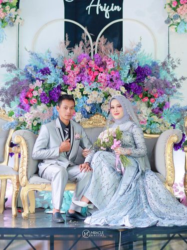 Foto pernikahan Dian dan Arifin yang acara pernikahannya mendadak viral di media sosial