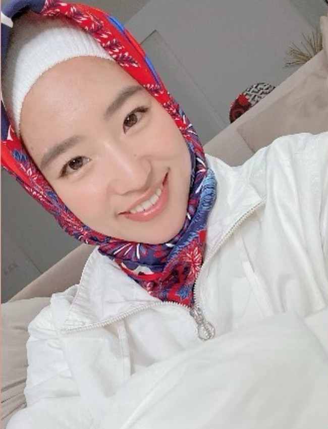 Tak sedikit warganet yang memuji kecantikan Haruka saat berhijab. Haruka sendiri kerap mengisi acara sahur di salah satu program televisi. Cocok banget @haruuuu_chan, puji akun @riszmanthoe.Masya allah cantik😍, kagum akun @mei_itu_michan. Haruka cantik dan anggun❤️, saut akun @redblack082.MasyaAllah ukhti haruka 😇, takjub akun @zhannnnn.n. Foto: Dok. Instagram @haruuuu_chan.