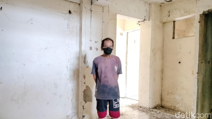 Ikhsan, warga yang masih bertahan di Rusunawa Marunda.