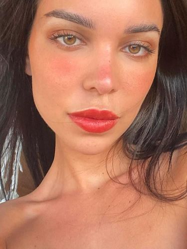 Jackie Apostel Jackie Apostel