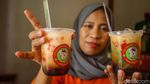 Mencicipi Ragam Jajanan Khas Betawi di Setu Babakan