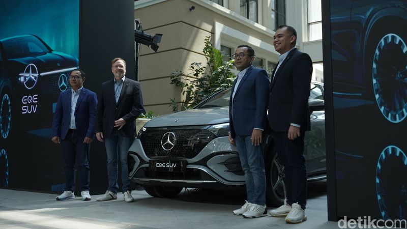 Mobil Listrik Mercedes-EQE SUV Hadir di Indonesia