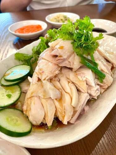 Gegara Kehabisan Nasi Ayam, Pelanggan Ngamuk dan Bikin Ricuh