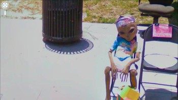 Kelihatannya sih hanya boneka, tapi sangat realistis. Foto: via Hackread