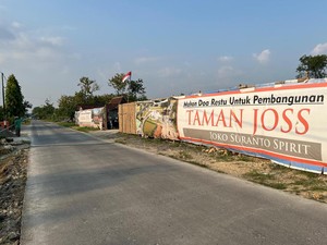 Sungguh Mulia Crazy Rich Grobogan: Dulu Bikin Jalan-Kini Bangun Taman Bermain Anak