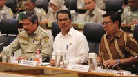 Amran Sulaiman menghadiri rapat di Gedung MPR/DPR/DPD, Jakarta, Kamis (20/6/2024).