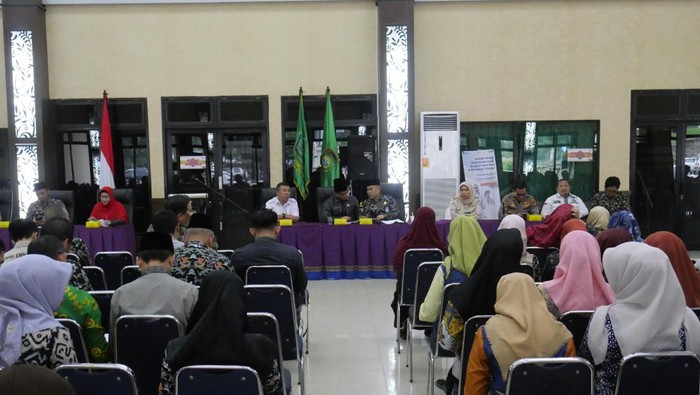 Rapat persiapan penyambutan debarkasi Palembang.