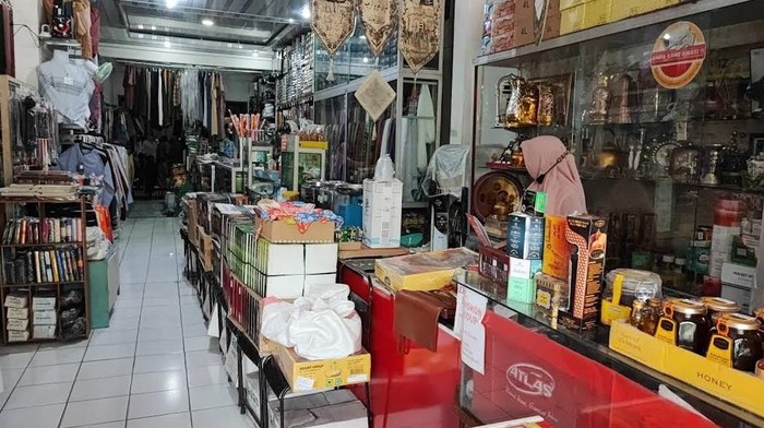 Toko Oleh-oleh Haji Gema Wahyuni di Bojonegoro