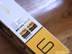 Unboxing Tecno Pova 6 Versi Spesial