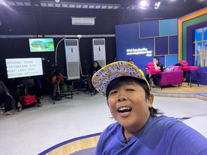 Komedian Adul Jelaskan Kelainan pada Matanya, tapi Nggak Buta