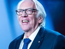 Karangan Bunga untuk Donald Sutherland di Walk of Fame Hollywood