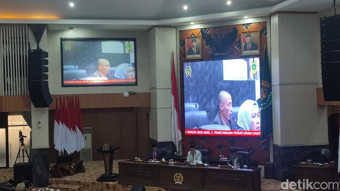 Anggota Komisi III DPRD Kabupaten Bogor, Daen Nuhdiana. (Rizky/detikcom)