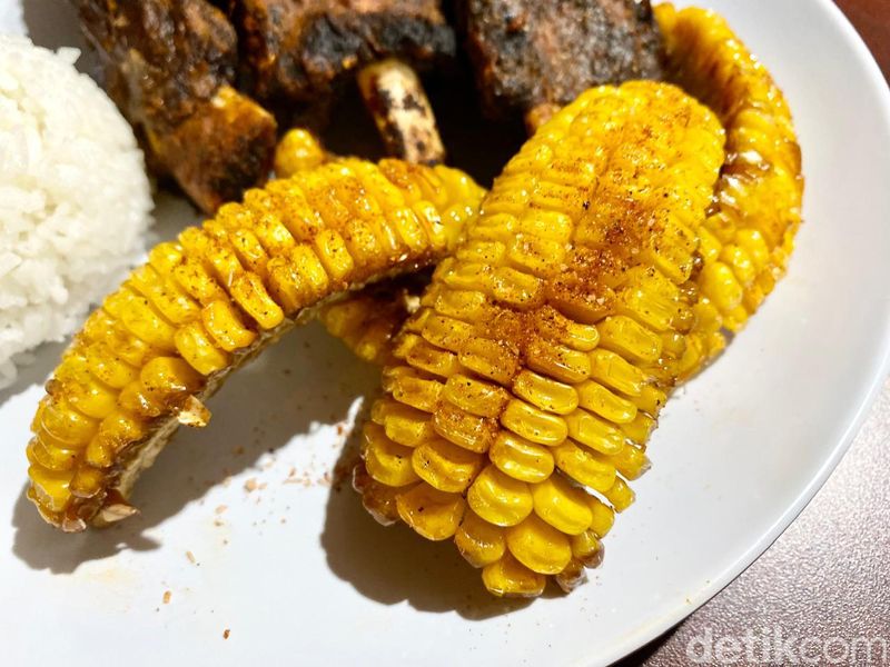 Atu Dua Iga : Empuk Juicy! Iga Bakar Australia Bareng Corn Ribs Renyah
