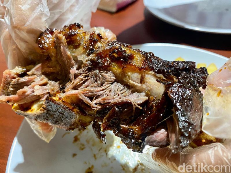 Atu Dua Iga : Empuk Juicy! Iga Bakar Australia Bareng Corn Ribs Renyah