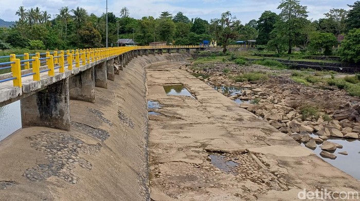 Bendungan Lekopancing, Kabupaten Maros, Sulsel. Bendungan Lekopancing, Kabupaten Maros, Sulsel.