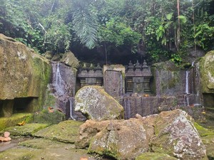 Candi Tebing Tegallinggah: Sejarah, Daya Tarik, Lokasi, Jam Buka, Harga Tiket