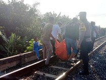 Dua Pelajar Tewas Usai Tertabrak Kereta Api di Cirebon