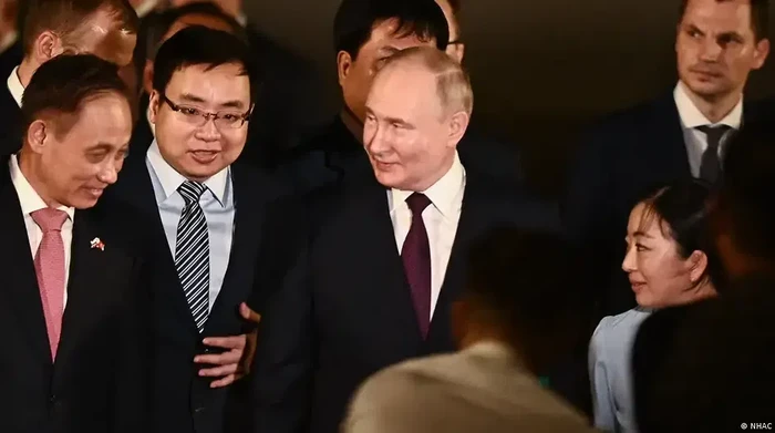 Putin Berkunjung ke Vietnam untuk Membentuk Ulang Tata Keamanan Asia