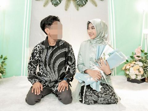 Foto pasangan Randi dan Icha Melisa viral di TikTok, usai Icha mengunggah kisahnya yang bersatu karena orang tua yang menjodohkannya