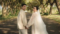 Bak Poster Drakor, Momen Mesra Beby Tsabina Prewed dengan Anggota DPR RI